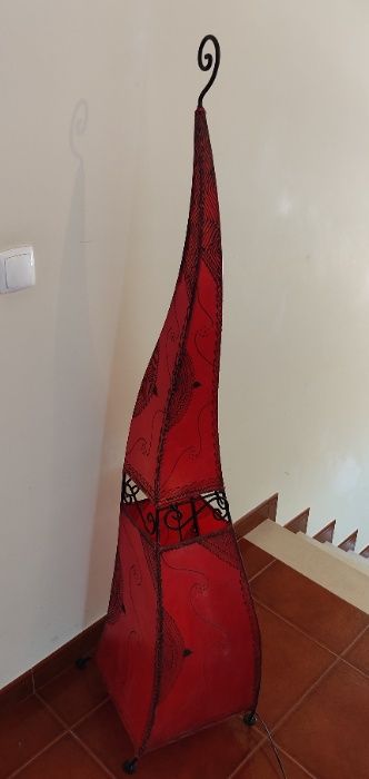 Candeeiro de pé marroquino