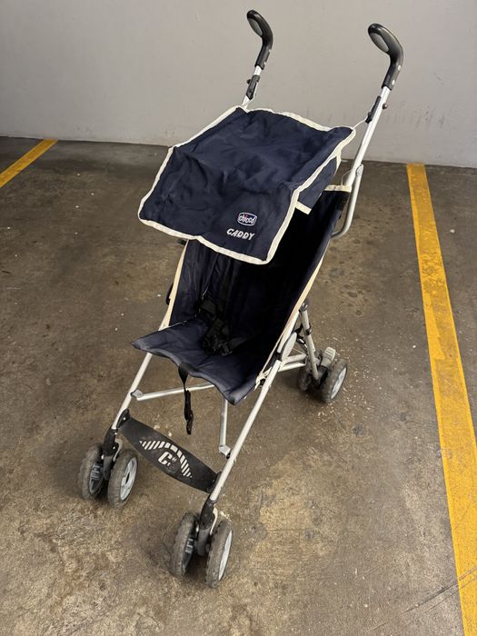 Carrinho de passeio Chicco Caddy – leve e dobrável