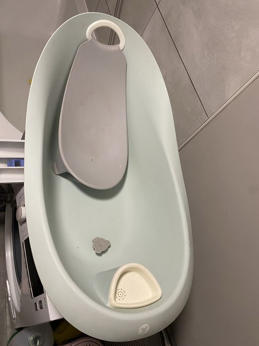 Дитяча ванночка для купання