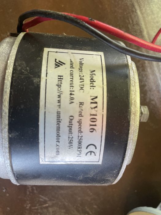 Motores eléctricos 24 v impecáveis