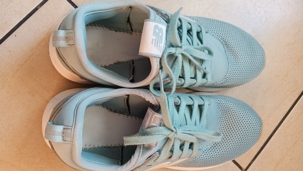 Buty sportowe damskie