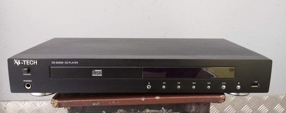 X4 TECH CD 2000M програвач cd проигрыватель плеер Германия