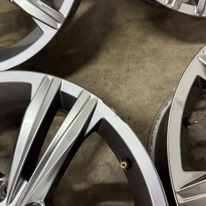Alufelgi 18" Oryginalne Volkswagen Tiguan R line Arteon Passat
