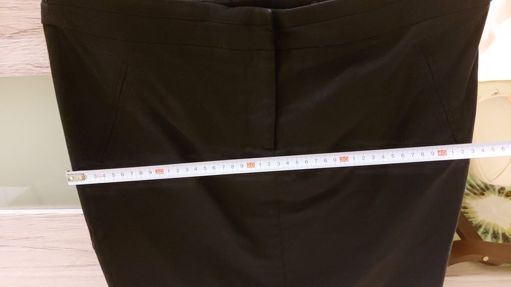 Czarna Spódnica ołówkowa rozmiar M