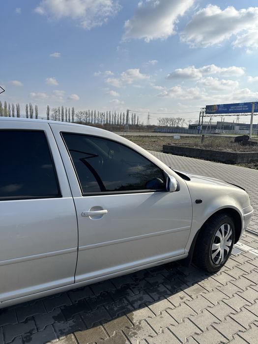 Volkswagen Bora 2000