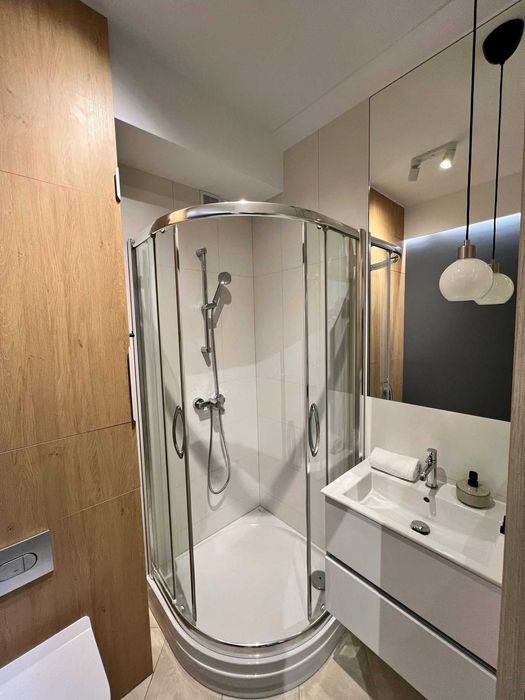 Przytule mieszkanie do wynajęci 60 m² – Bracka chryzantem/ garaż