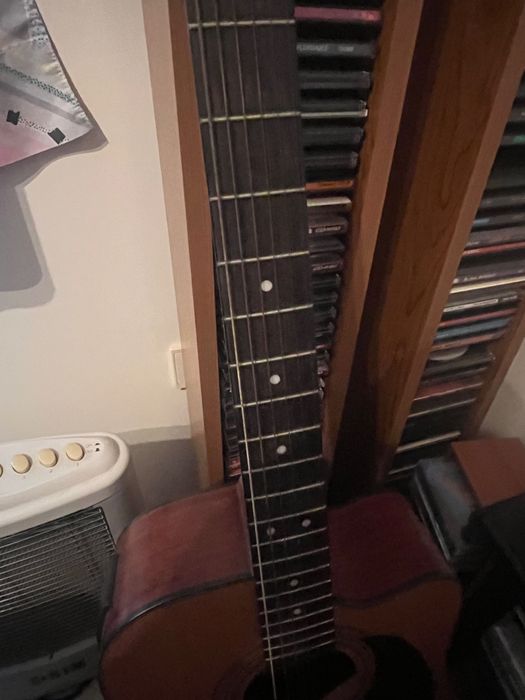 Guitarra semi-acustica