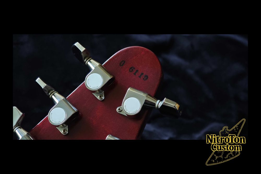 Gitara Greco Flying V