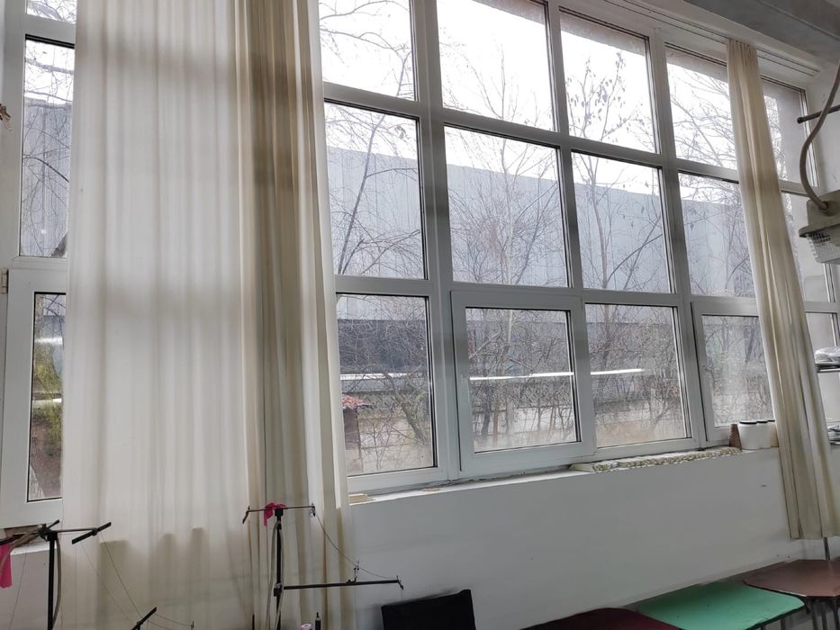 Будівля виробничого підприємства