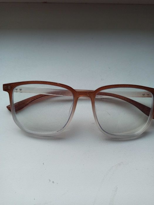 Brązowe klasyczne okulary -3 oprawki nowe