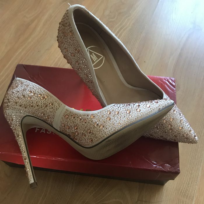 Туфли лодочки 38р