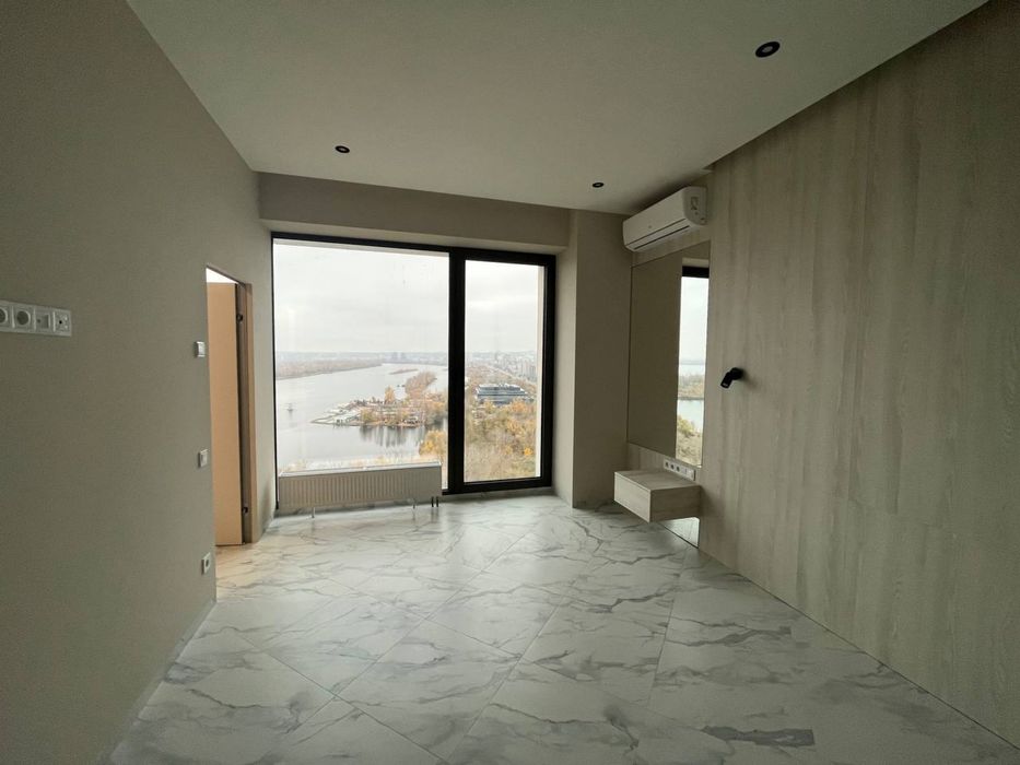 Продаж квартири з ремонтом 52 м2 в Барто!