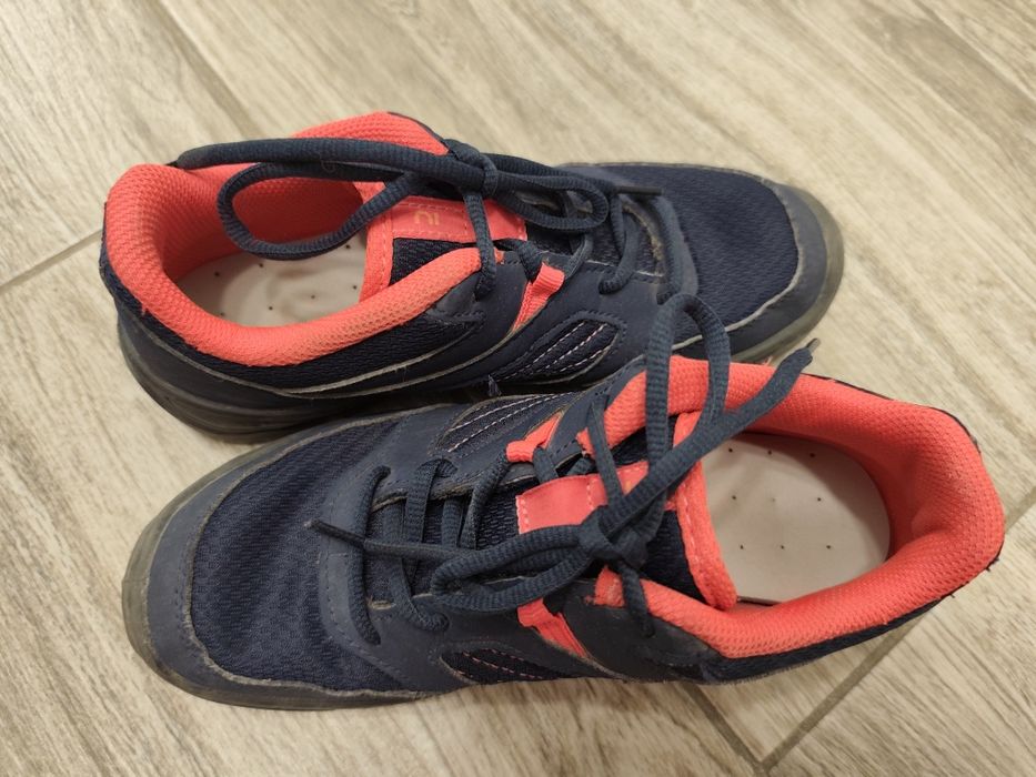 Buty trekkingowe Decathlon r.36 (wkładka 23 cm)