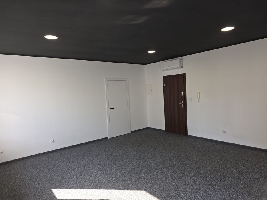 Biuro, lokal usługowy