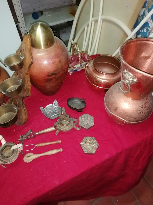 Pote em cobre  e latão