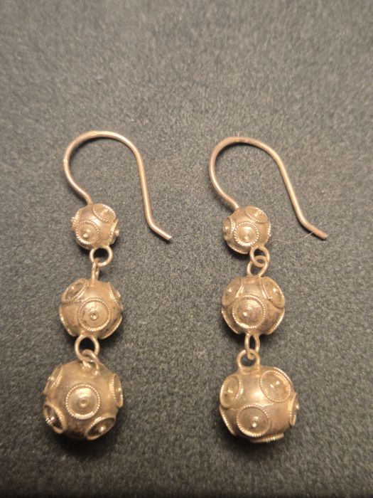 Brincos em prata de Viana