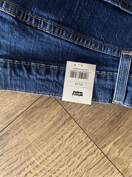 Levi’s męskie jeansy  502™ TAPER nowe z metka 31x32