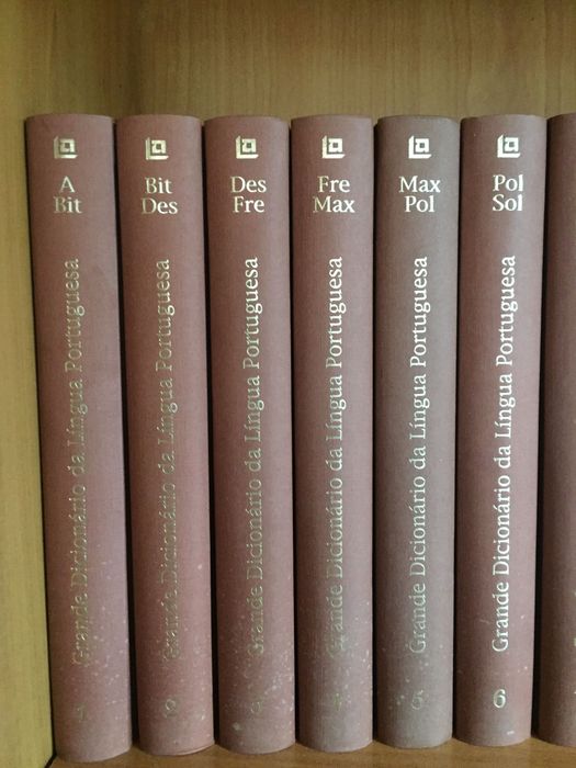 Grande Biblioteca Multilingue (18 volumes)