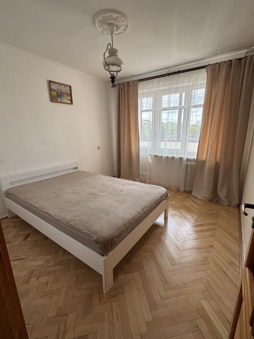 Ліжко дерев'яне 1400/2000