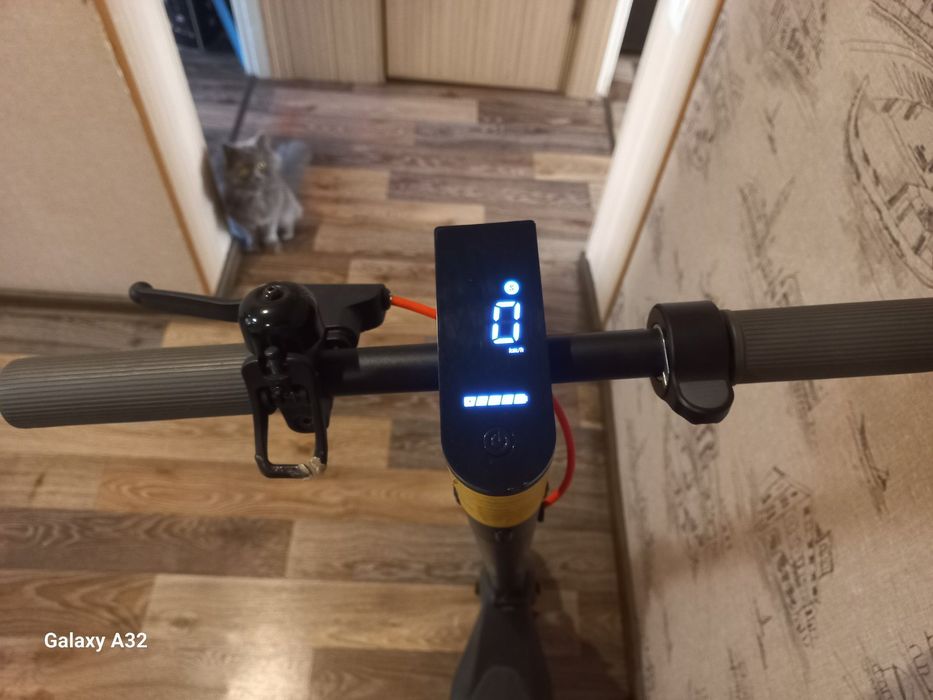 Електросамокат Xiaomi