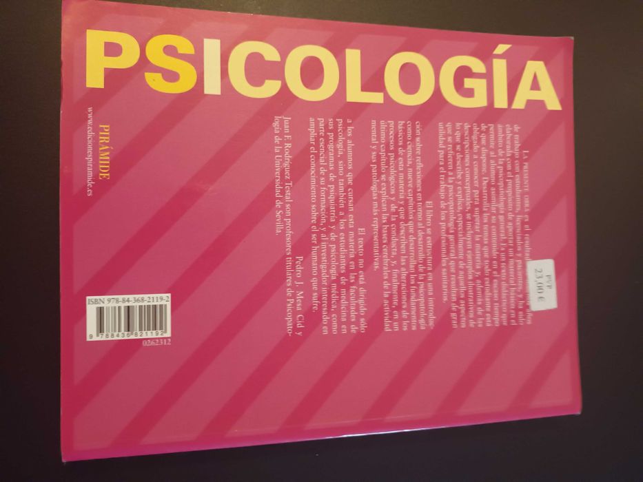 "Manual de Psicopatología General" por Pedro J. Mesa Cid e Juan Testal