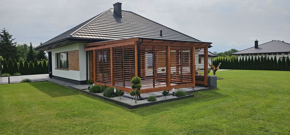Stalowy mechanizm, ruchome deseczki. System shutters metalowy