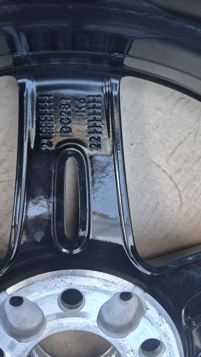 Felga aluminiowa 18", 5x112, et49, 7.5J. Otwór 66.6.