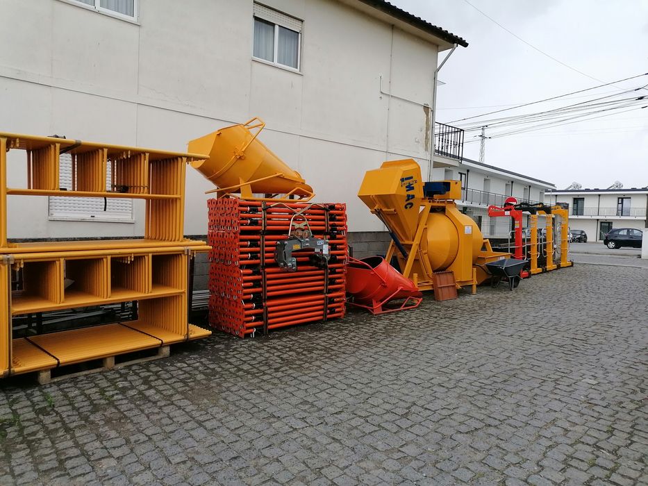 500-Liter Tilting Trough with Automatic Discharge64737835920385124