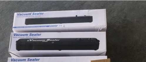 Вакууматор  Vacuum Sealer чёрного цвета