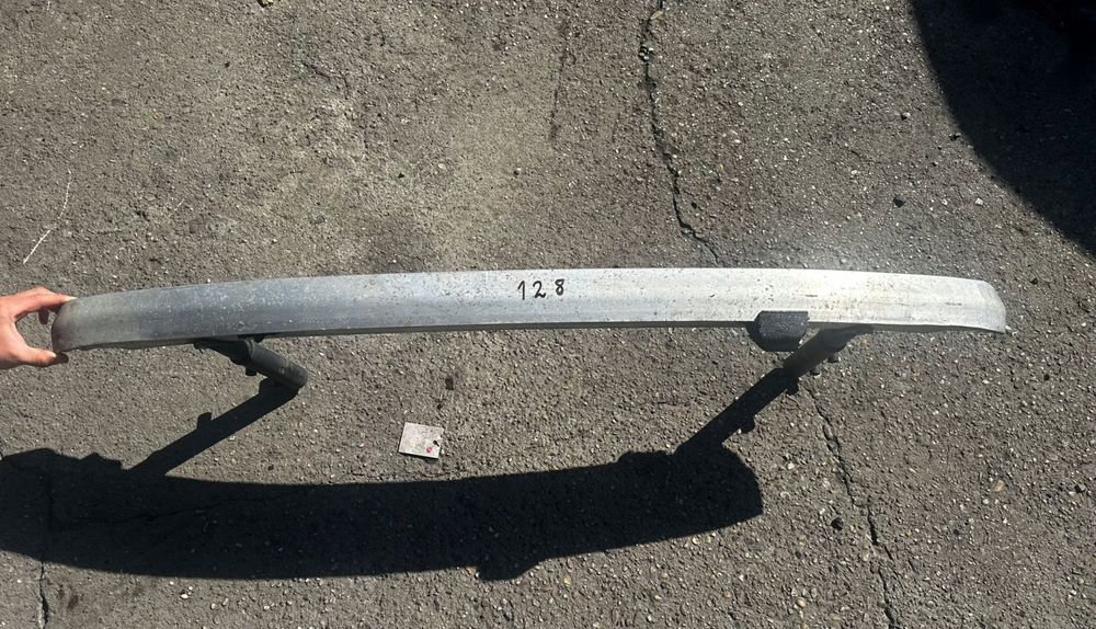 vw passat b5 belka zderzaka tylna tyl pod zderzak 3b0807311