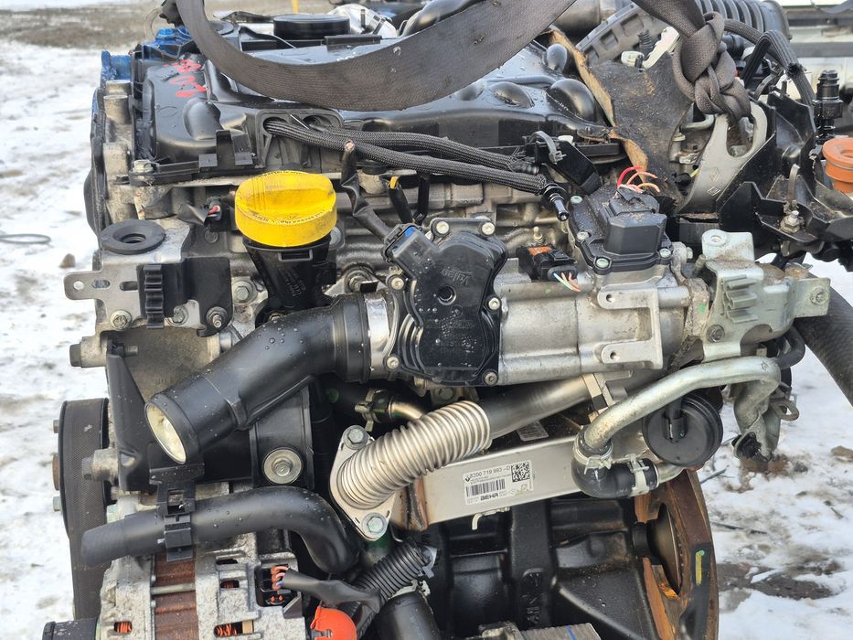 Мотори 2.0 dCi M9R Trafic Vivaro Qashqai X-trail Espace Megane Scenic