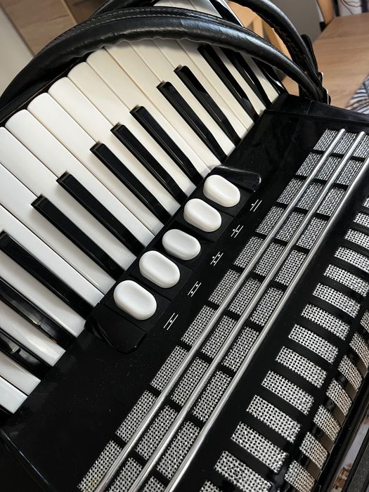 Akordeon Hohner Concerto III N