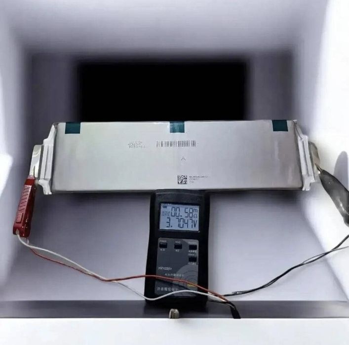 Аккумуляторный элемент LGX E85A Li-ion NMC 85ah 3.7V