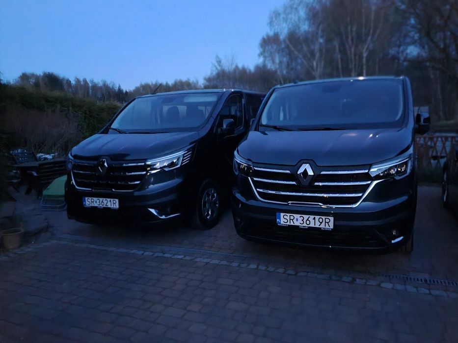 Bus 9 osobowy wynajem wypożyczalnia usługi przewozowe.