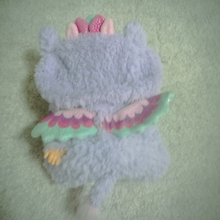 Boneca CRY BABIES grande com 3 roupas