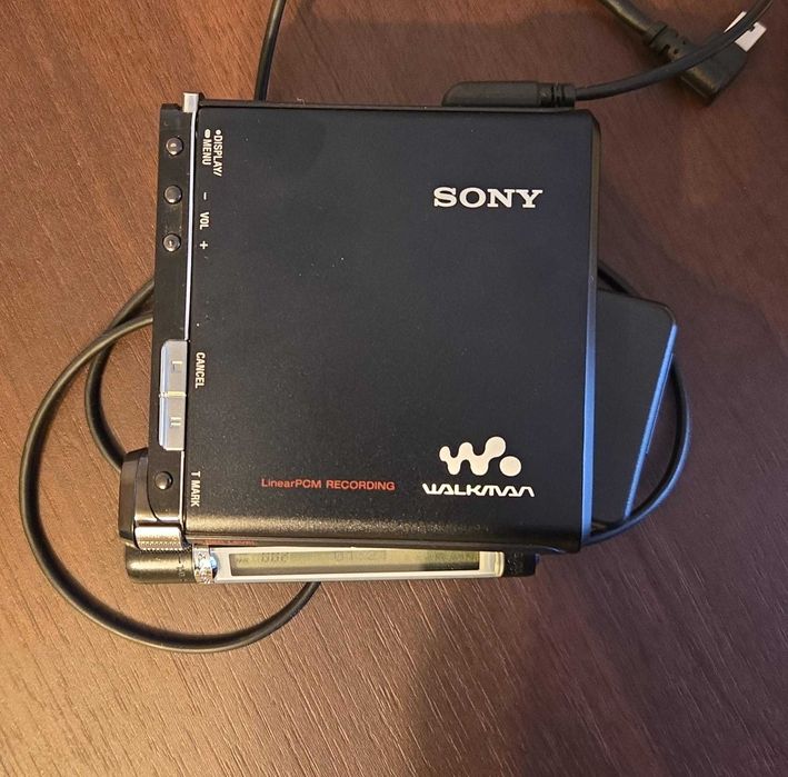 SONY MiniDisc RH1 walkman