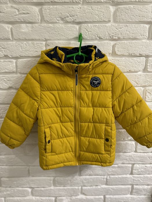 Куртка H&M. 4-5 лет.
