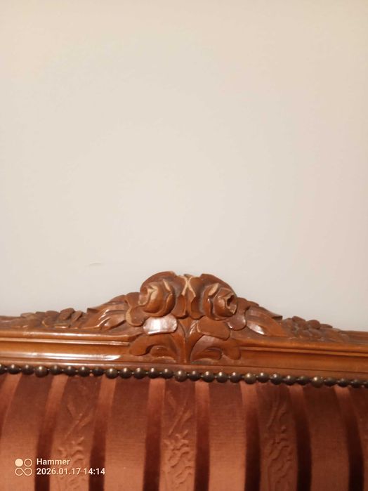 Sprzedam komplet 6 krzeseł + sofa