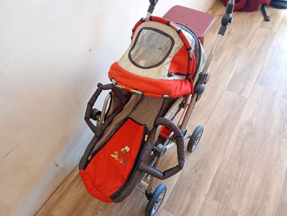 Коляска детская складывающаяся