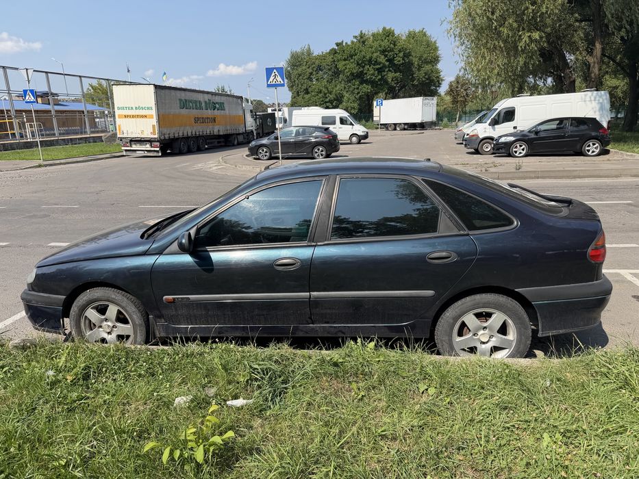 Renault laguna 1