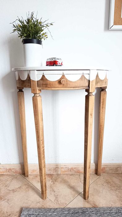 Mesa vintage renovada