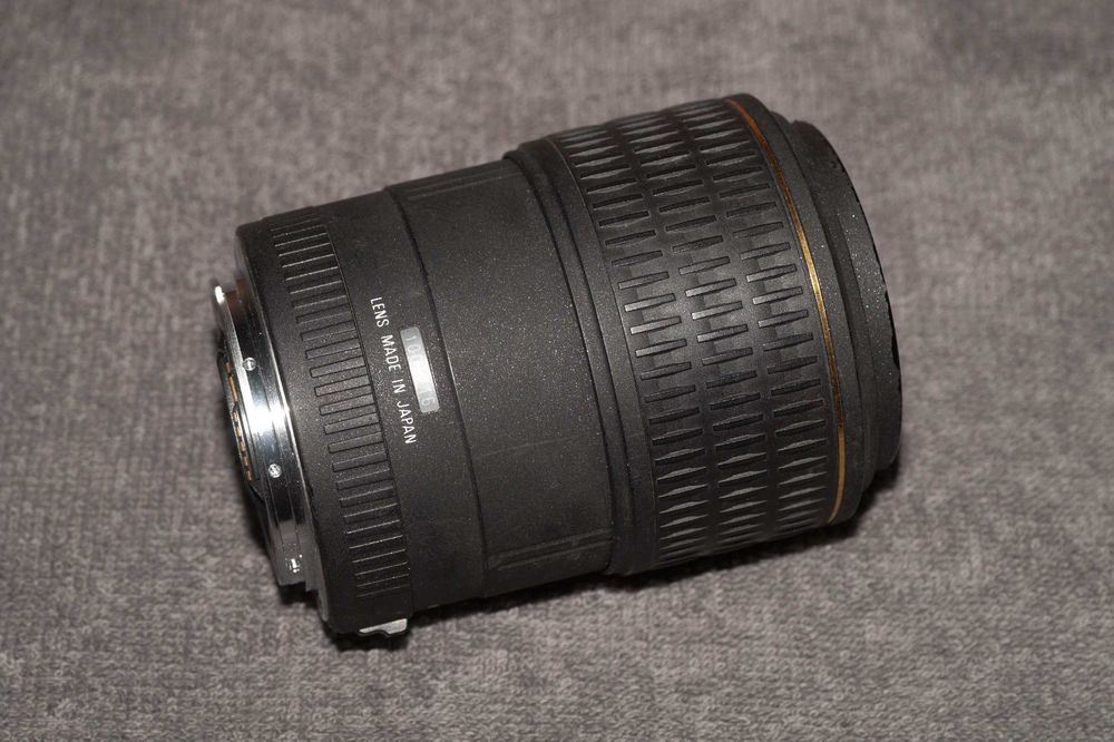 Sigma EX 105mm f/2.8 Macro для Canon - No AF