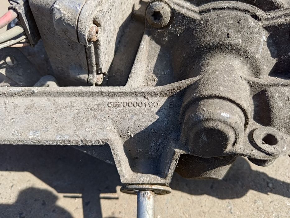 Рулевая рейка 6820000190 peugeot 208 301 citroen c elysee c4