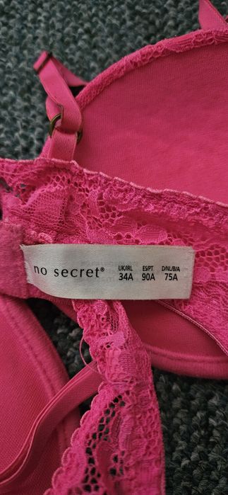 Бюстгалтер з push up