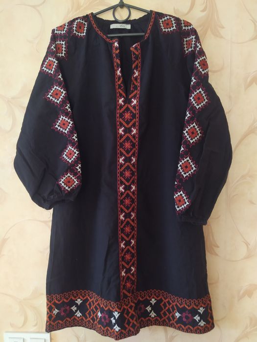 Вишиванка жіноча