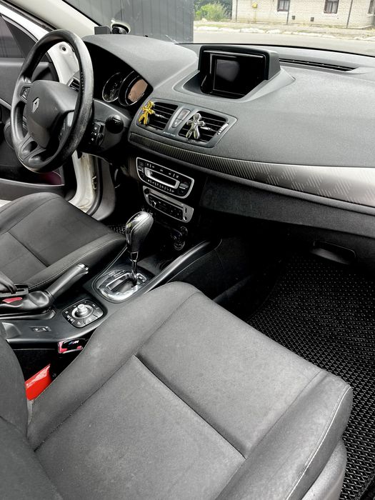 Продам Renault Megane III 2013 року.