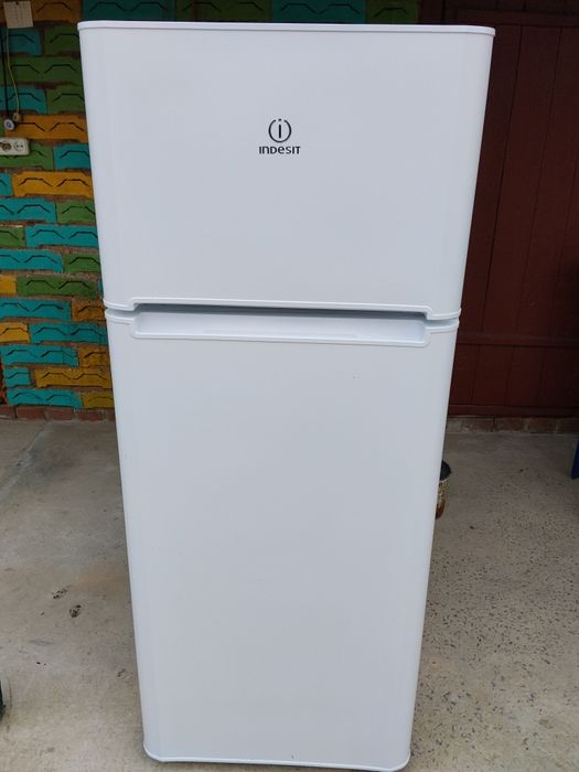 Холодильник Индезит