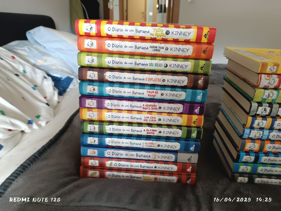 Vendo vários livros de Um diário do Banana