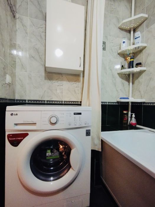 Терміново! Продаж 3-кімнатної квартири від власника