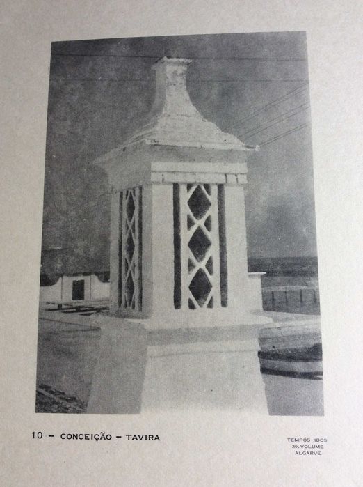 Theme: Algarve. Chimneys. To be selected with a unit price of €1. Lot 264737894501763124